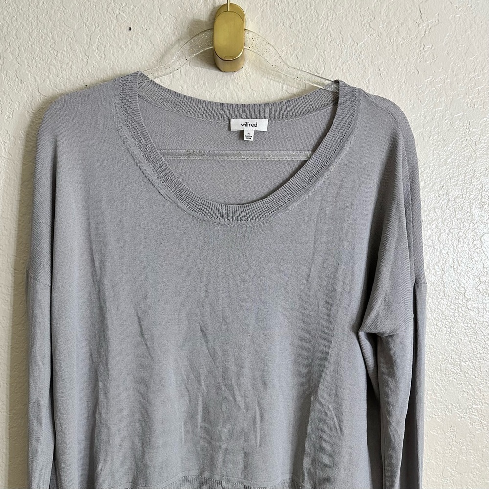 Aritzia Wilfred librement asymmetrical sweater size M - Picture 9 of 10